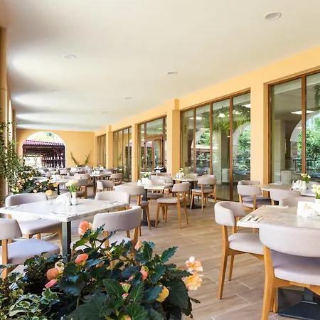 Hotel Festa Via Pontica 4*