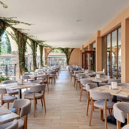 מלון Festa Via Pontica